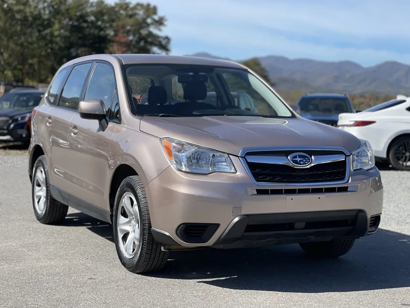 2014 Subaru Forester (photo 1)