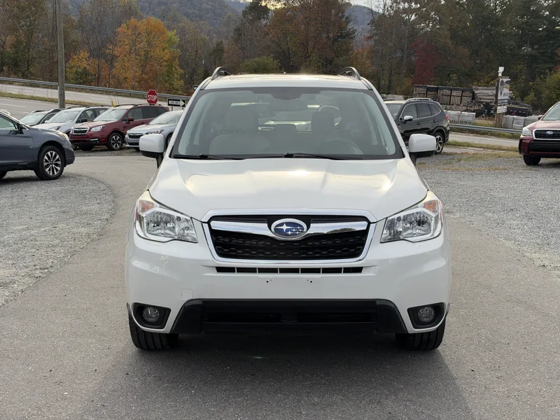 2016 Subaru Forester (photo 1)
